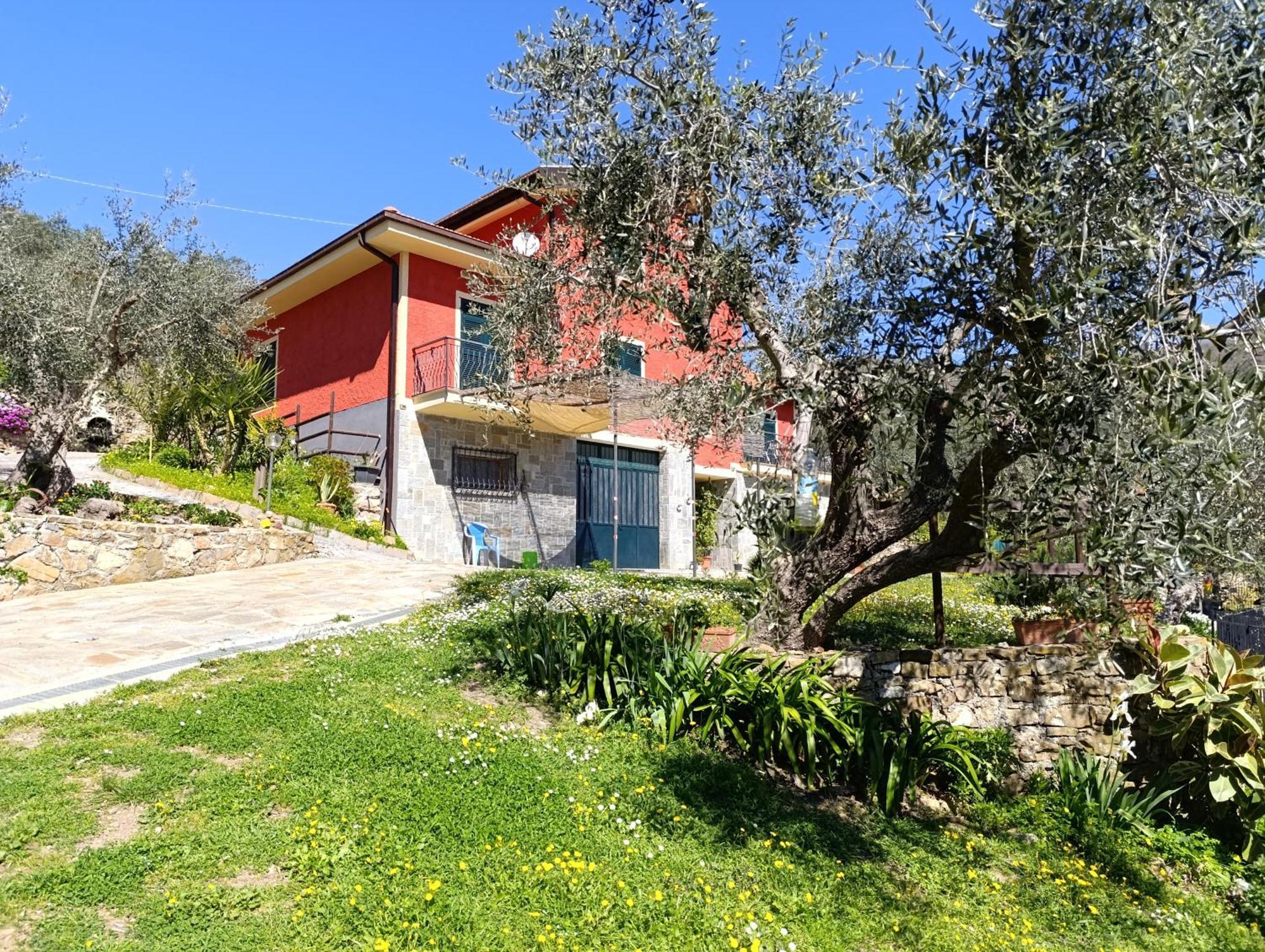 Le Casasse Apartment Империа Екстериор снимка