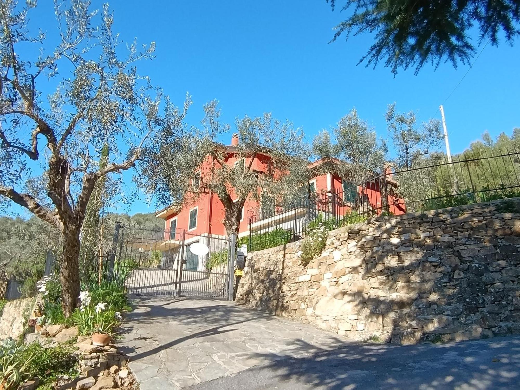 Le Casasse Apartment Империа Екстериор снимка